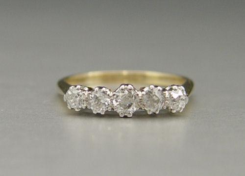 Appraisal: EDWARDIAN K PLATINUM DIAMOND WEDDING BAND RING K and platinum