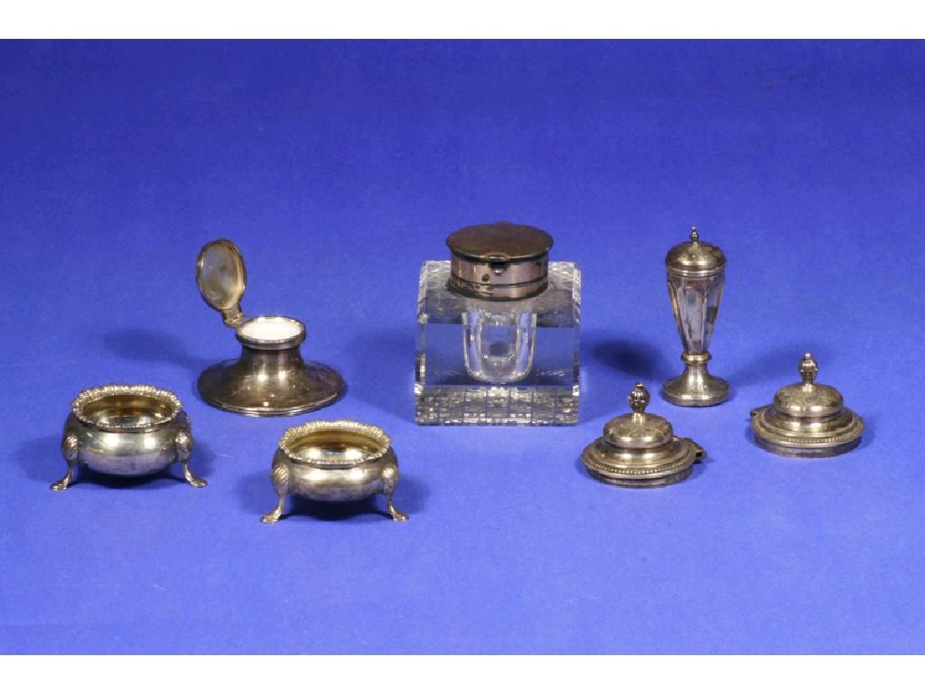 Appraisal: A MIXED LOT comprising a pair of cauldron salts one