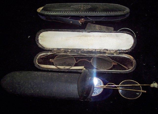 Appraisal: Sundry pairs of spectacles etc