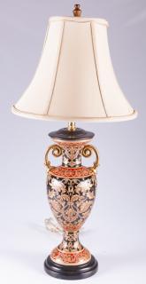 Appraisal: Bombay Company Table Lamp Bombay Company table lamp in the