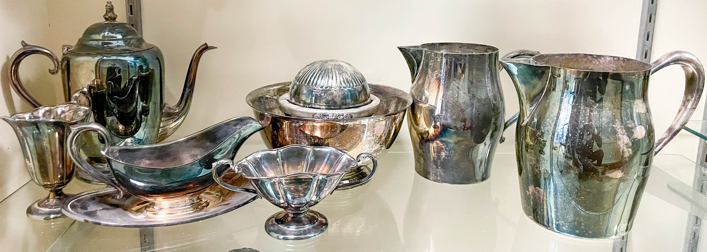 Appraisal: Lot of silver plate including Sheridan - pitcher Oneida Paul