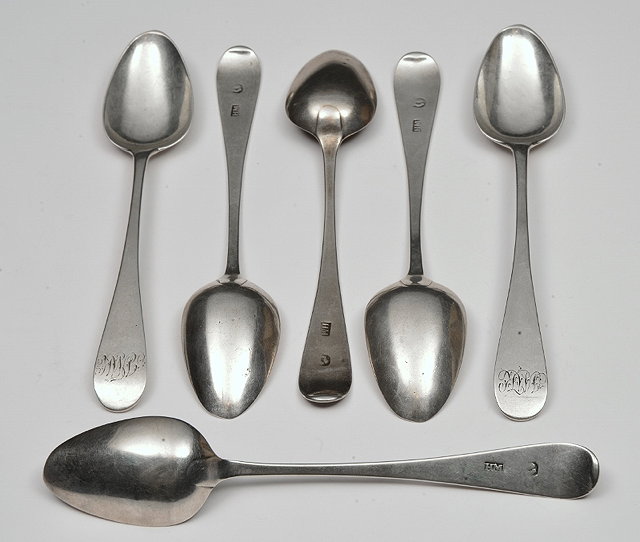 Appraisal: SIX SCOTTISH PROVINCIAL SILVER TEASPOONS Old English pattern Aberdeen by