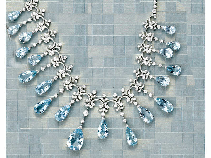 Appraisal: AQUAMARINE AND DIAMOND NECKLACE An k white gold necklace of