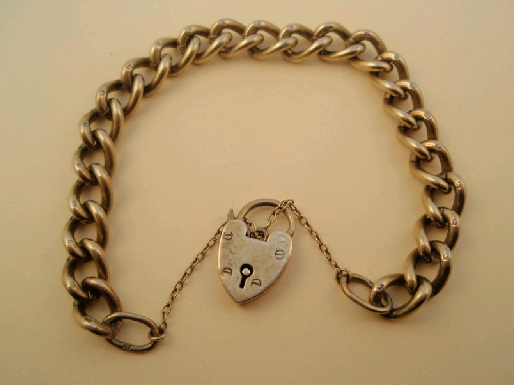 Appraisal: A silver gilt curb link bracelet