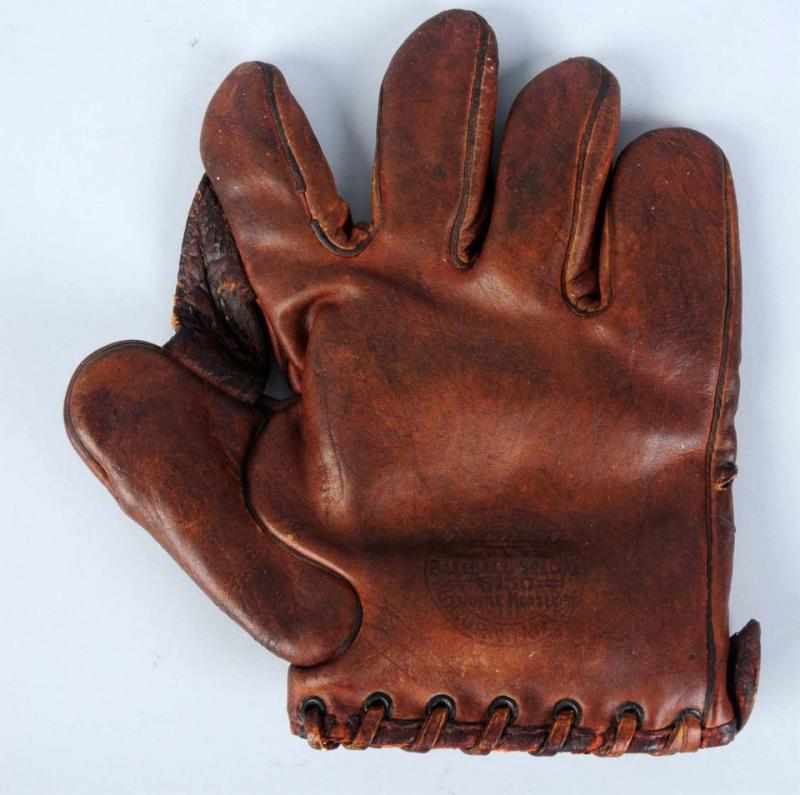 Appraisal: Early th Century Baseball Fielder's Glove Early production web glove