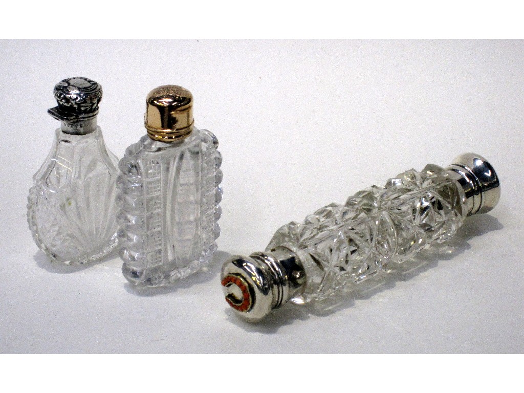 Appraisal: Lot comprising double ended scent bottle silver topped bottle and