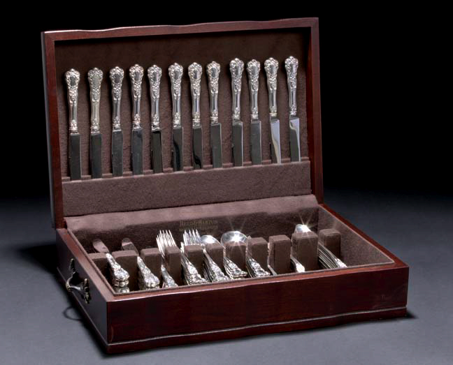 Appraisal: Ninety-Four-Piece Luncheon Set of Gorham's Buttercup Sterling Silver Flatware the