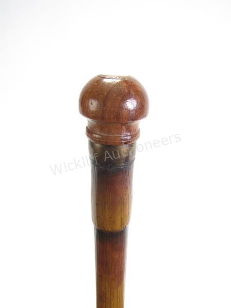 Appraisal: Sake Cane this unique canes shaft separates to reveal a