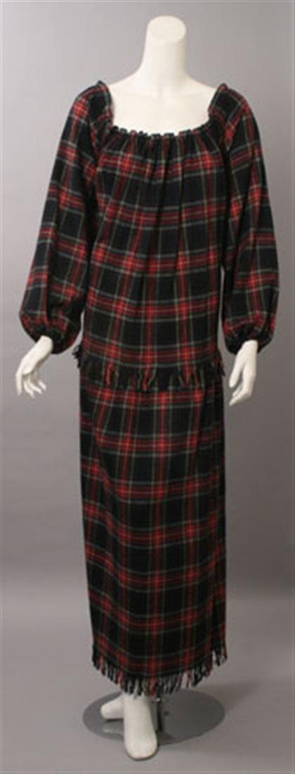 Appraisal: Bill Blass wool tartan dress s Wide gathered and elasticized