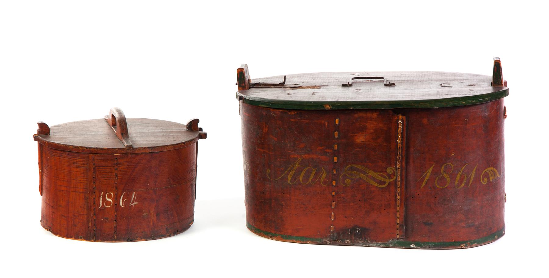 Appraisal: TWO LIDDED BENTWOOD BOXES WITH GRAIN PAINTING AND LOCKING TOPS