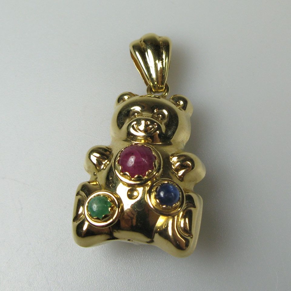 Appraisal: Emozioni k Yellow Gold Teddy Bear Pendant set with ruby