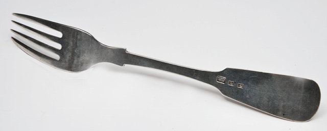 Appraisal: A SCOTTISH PROVINCIAL SILVER TABLE FORK fiddle pattern Aberdeen c