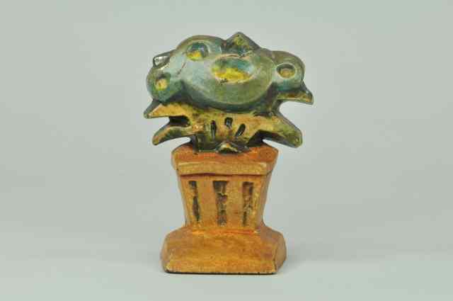 Appraisal: MODERNISTIC FLOWERS DOORSTOP BOOK EXAMPLE Marked ''Hubley '' interesting cast