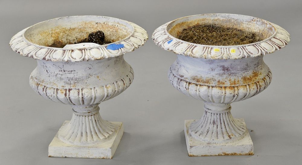 Appraisal: Pair of iron urns ht in dia in Pair of