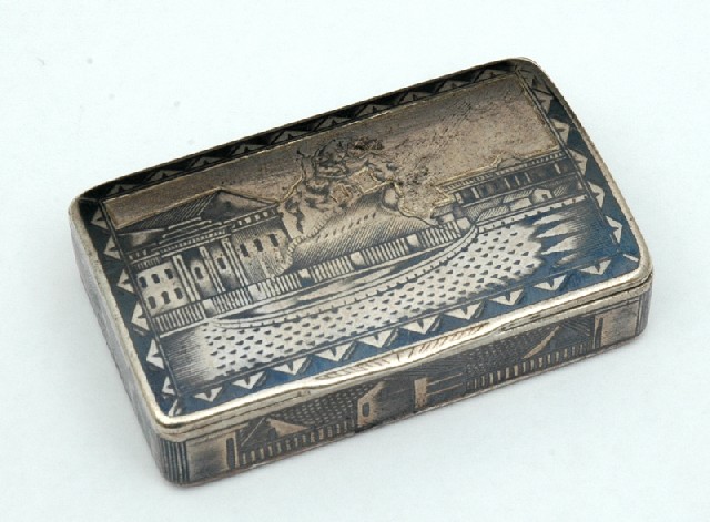 Appraisal: A RUSSIAN SILVER AND NIELLO SNUFF BOX Maker's mark rubbed