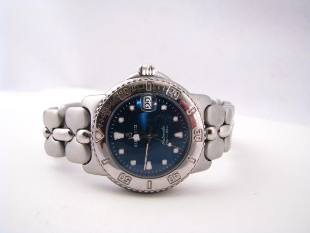 Appraisal: Bertolucci stainless steel dive watch with blue face cyclopse crystal