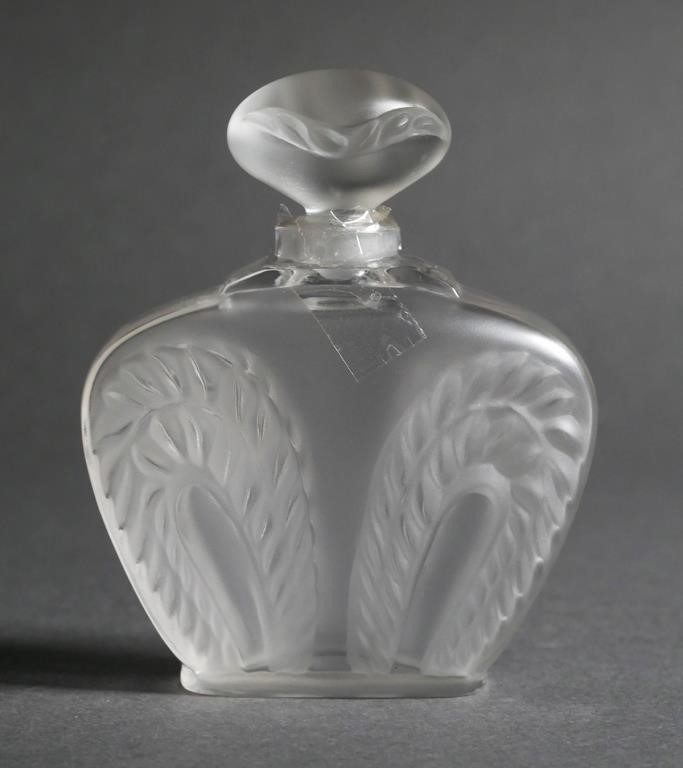 Appraisal: Lalique Singapour frosted crystal perfume bottle flacon has raised fern