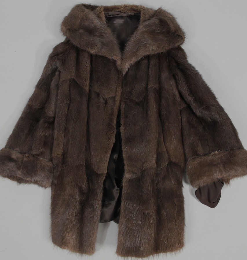 Appraisal: A ladies fur coat half length size and maker unknown