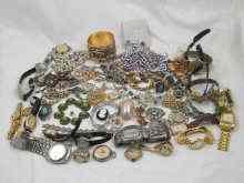 Appraisal: A mixed lot comprising several modern wrist watches and a