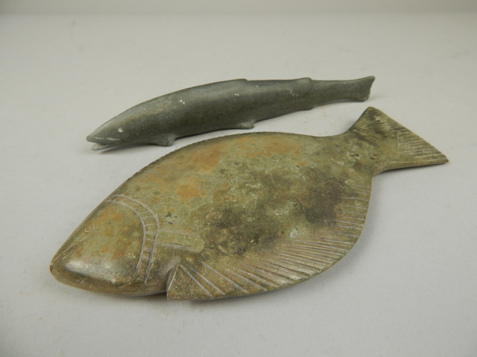 Appraisal: Two Inuit soapstone carvings of fish one in the form