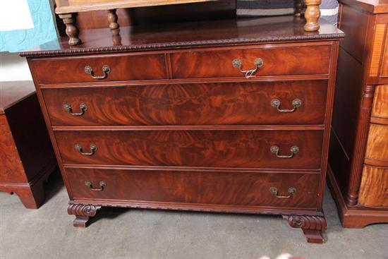 Appraisal: MATCHING CHEST OF DRAWERS AND BED Mahogany having four drawers