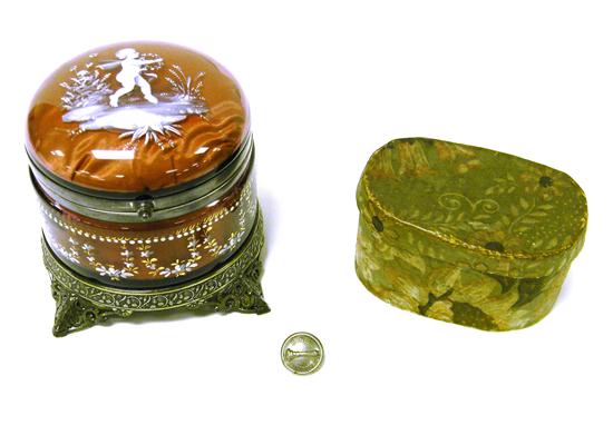 Appraisal: Two decorative boxes and one button Mary Gregory type jewelry