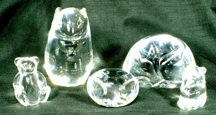 Appraisal: Steuben crystal items mouse inscribed total height deer paperweight l