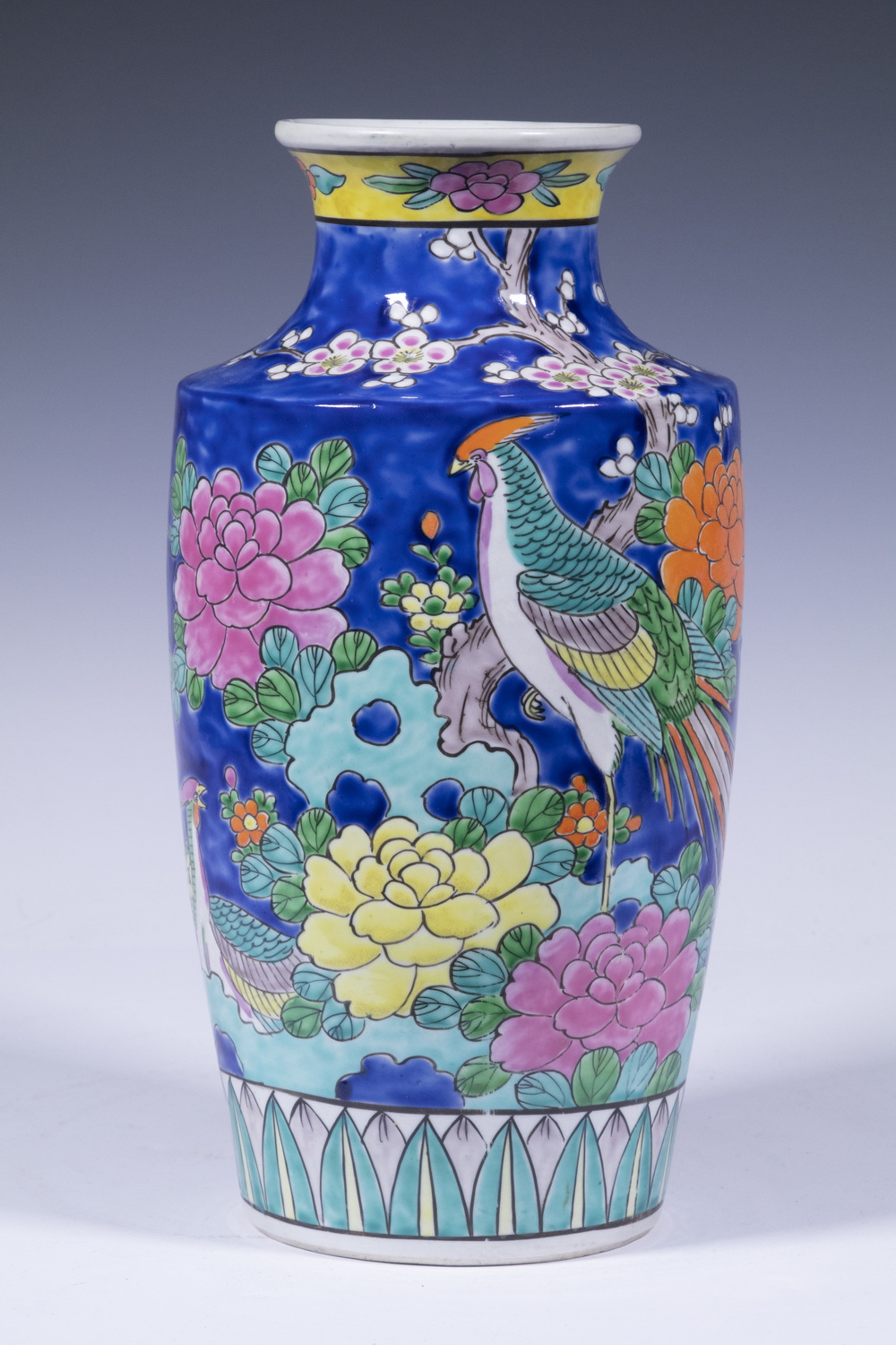 Appraisal: CHINESE PORCELAIN VASE WITH PHOENIX BIRDS Vintage Polychrome Painted Vase