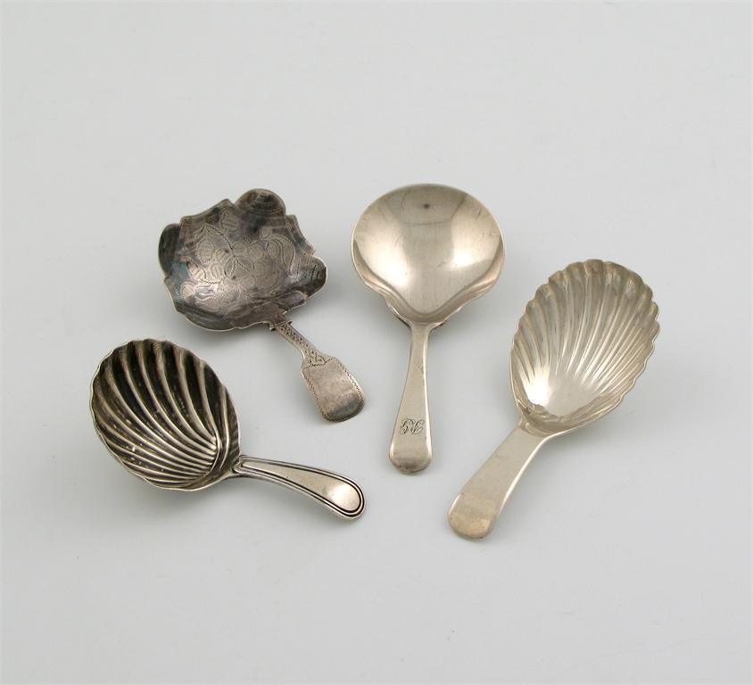 Appraisal: A George III silver old English Thread pattern caddy spoon