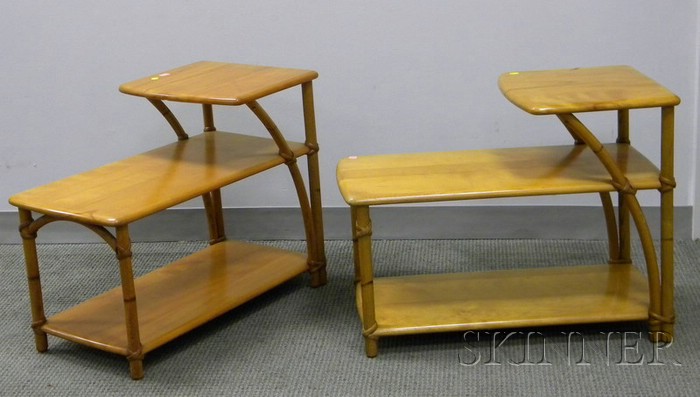 Appraisal: Pair of Heywood-Wakefield Maple End Tables ht wd dp in