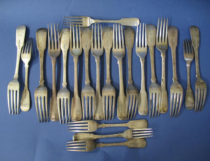 Appraisal: A SET OF NINE GEORGE IV SCOTTISH TABLEFORKS of fiddle