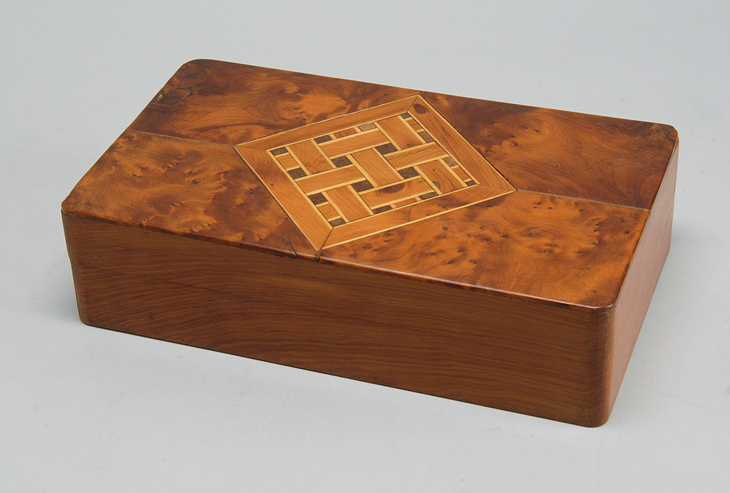 Appraisal: EARLY TH CENTURY LIFT-TIP BOX in cedar with burled walnut