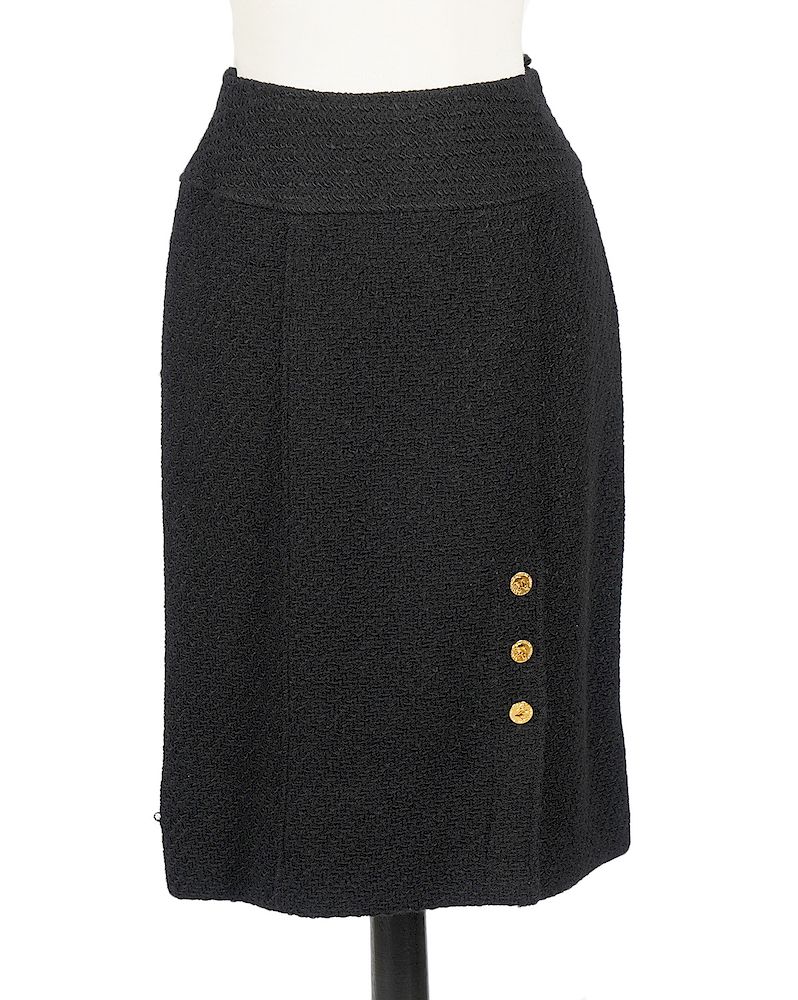 Appraisal: Chanel Boutique Black Woven Skirt Size Chanel Boutique Black Straight