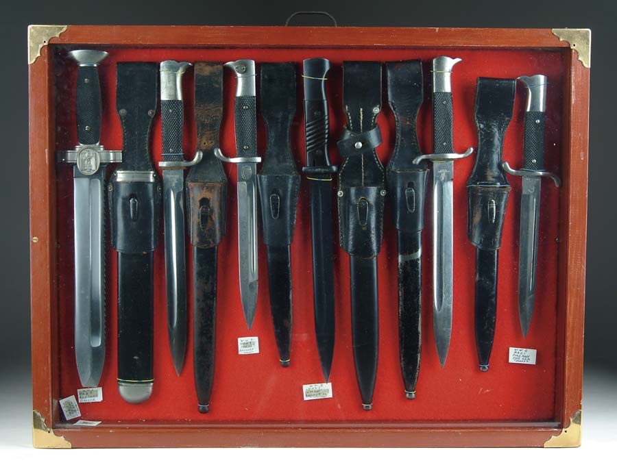 Appraisal: LOT OF NAZI DAGGER BAYONETS Red Cross dagger maker s