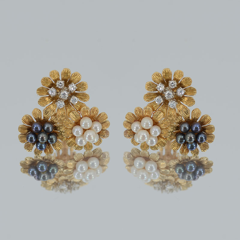 Appraisal: K EARRINGS WITH DIAMONDS PEARLS Unique yellow gold earrings made