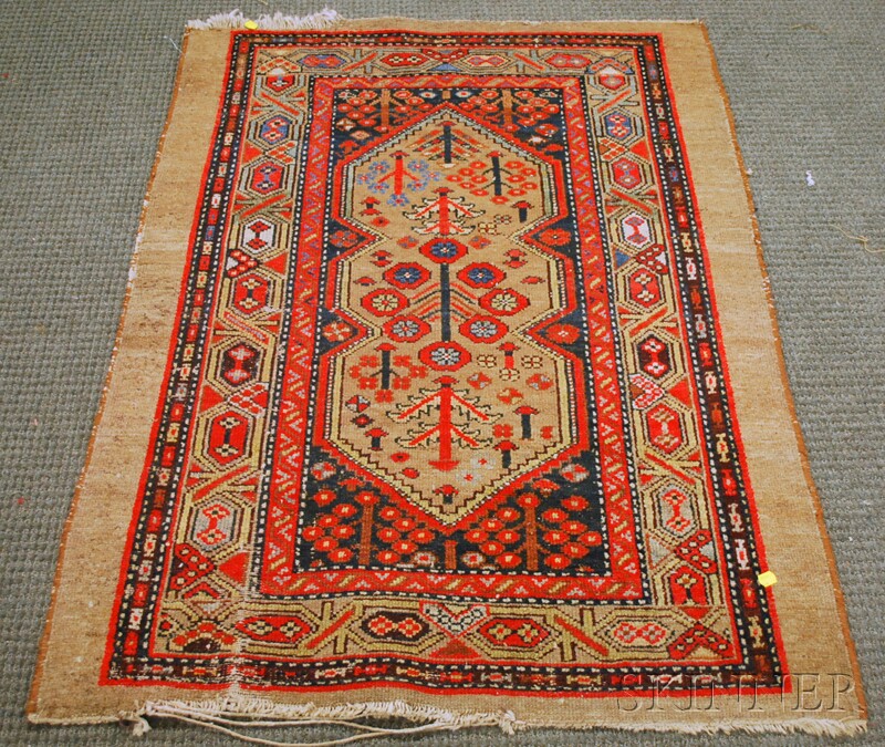 Appraisal: Hamadan Rug Northwest Persia th th century ft in x