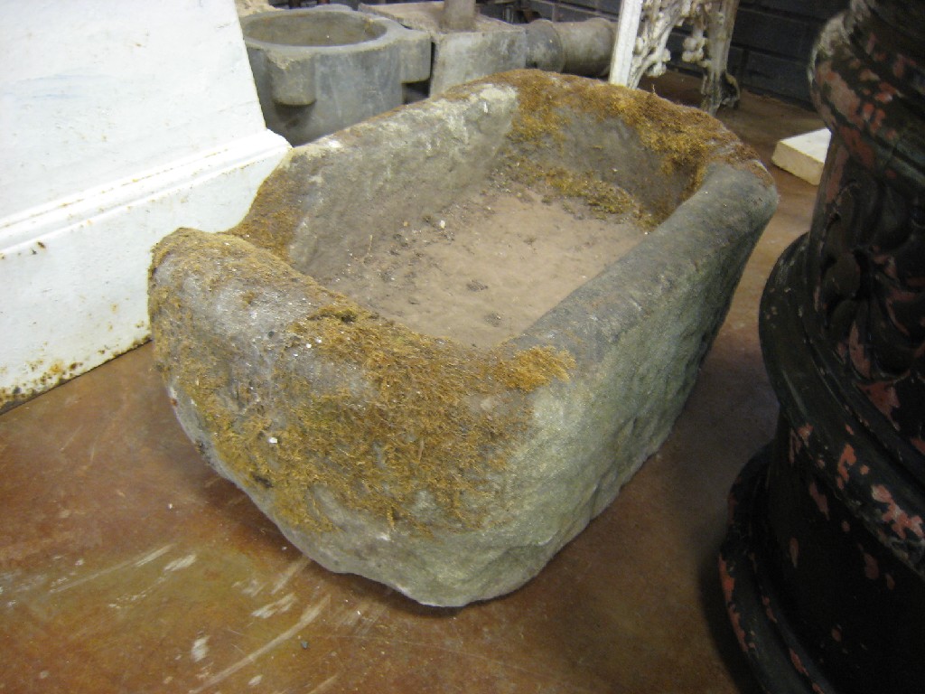 Appraisal: A small stone Trough