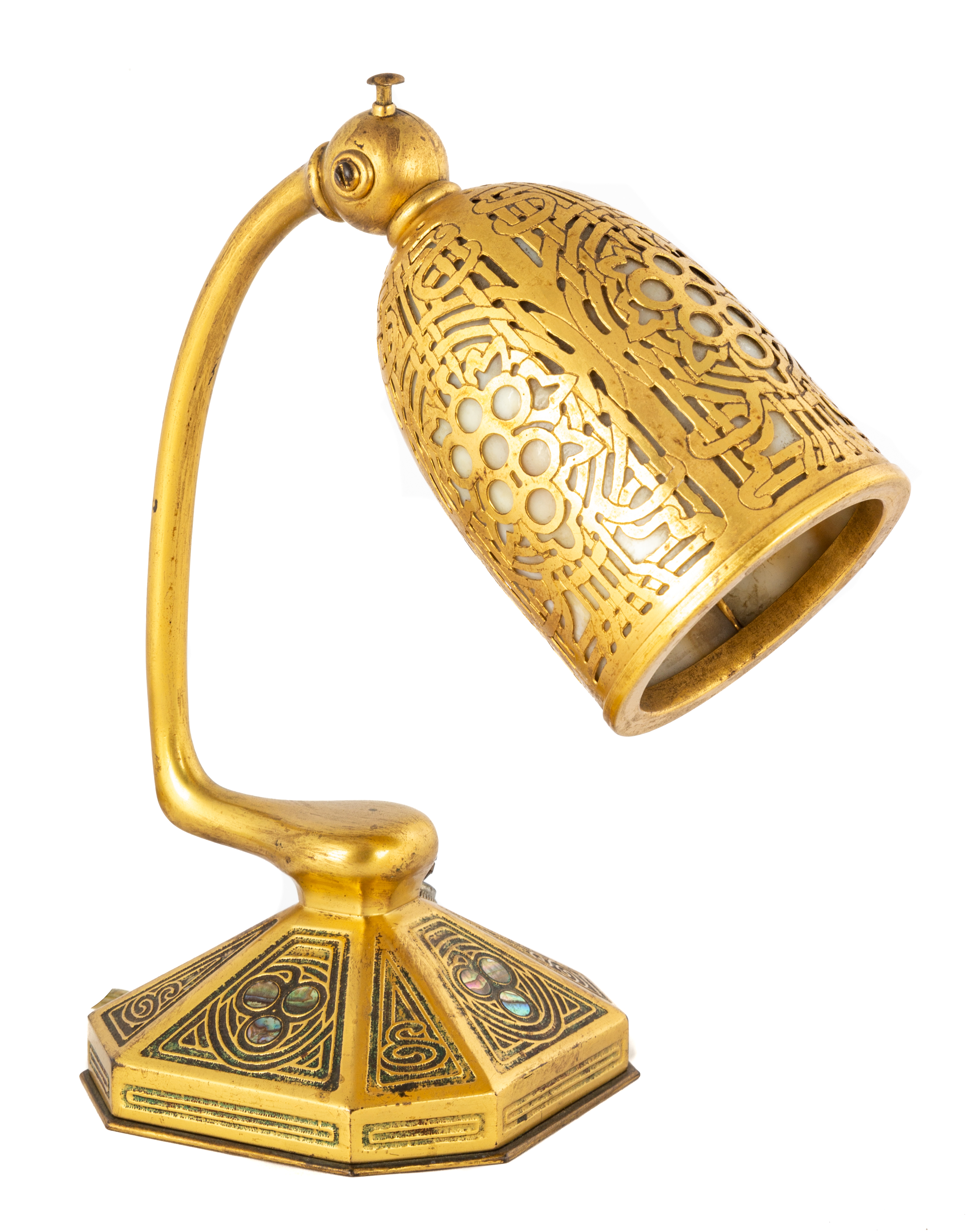 Appraisal: TIFFANY STUDIOS NEW YORK ABALONE DESK LAMP Early th century