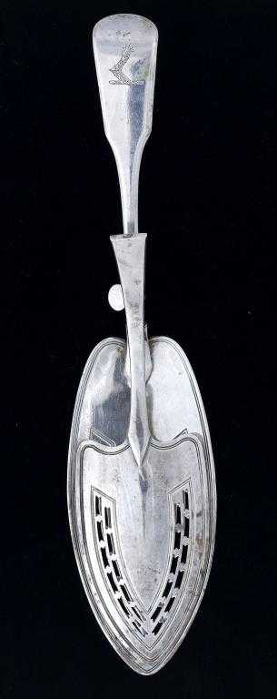 Appraisal: A GEORGE III FISH SLICE Fiddle pattern and in two