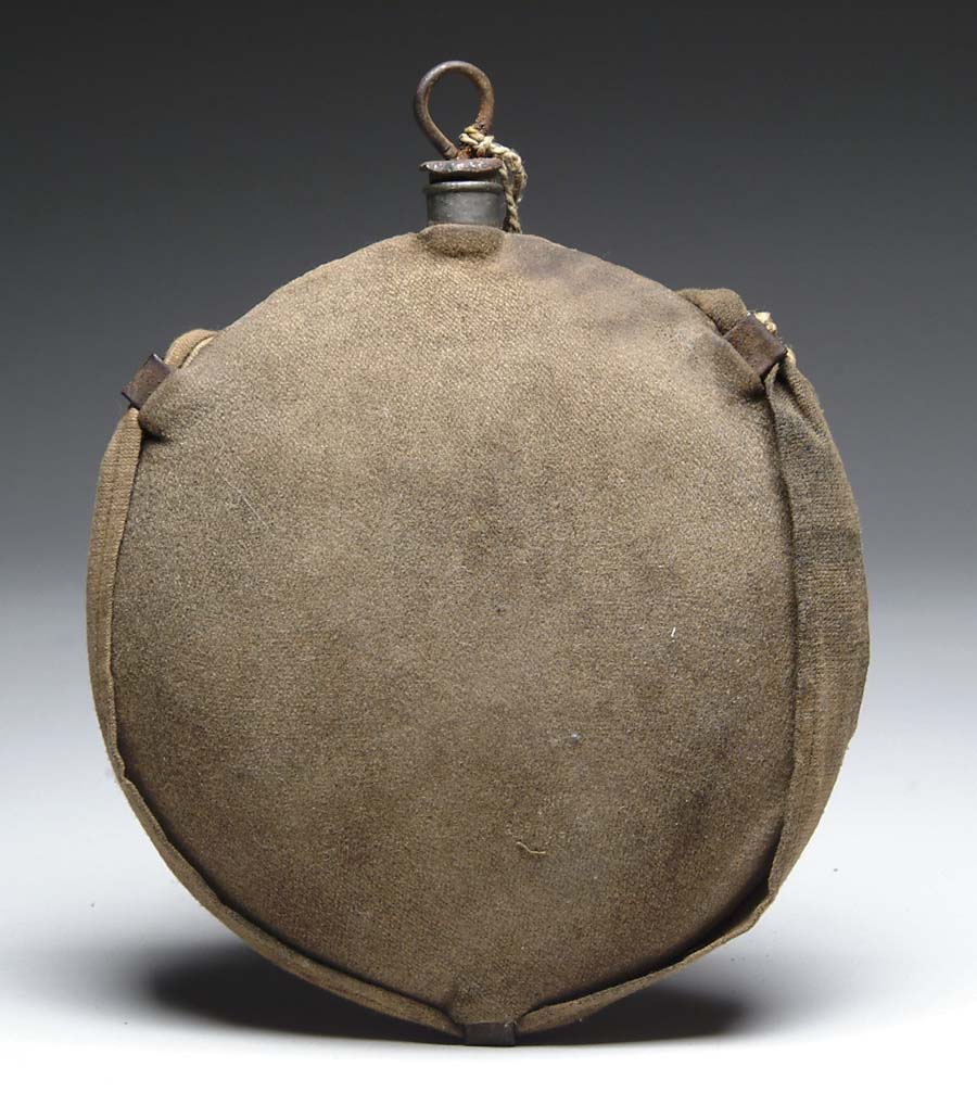 Appraisal: UNION CIVIL WAR CANTEEN WITH SLING Smooth-sided canteen a bit