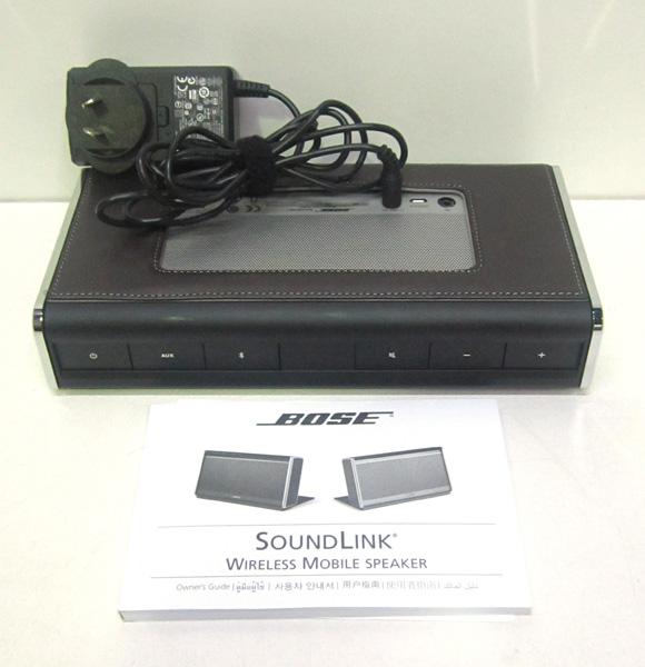 Appraisal: A BOSE SOUNDLINK WIRELESS MOBILE SPEAKER WITH LEATHER CASE A