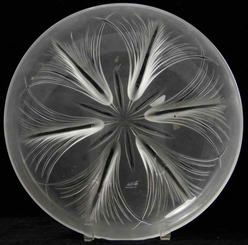 Appraisal: Verlys Frosted Glass Leaf Pattern Bowlin the form of stylized