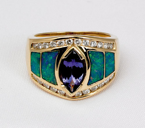 Appraisal: K yellow gold ring with center marquise cut amethyst flanked