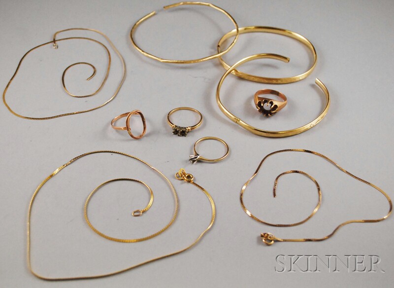 Appraisal: Group of Mostly kt Gold Jewelry including broken chains bracelets