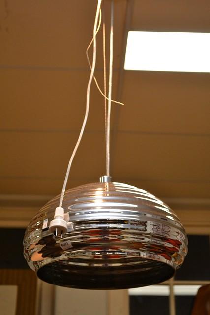 Appraisal: A MODERN CHROME LIGHT FITTING A MODERN CHROME LIGHT FITTING