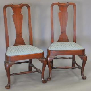 Appraisal: Pair of walnut Queen Anne side chairs with balloon seats