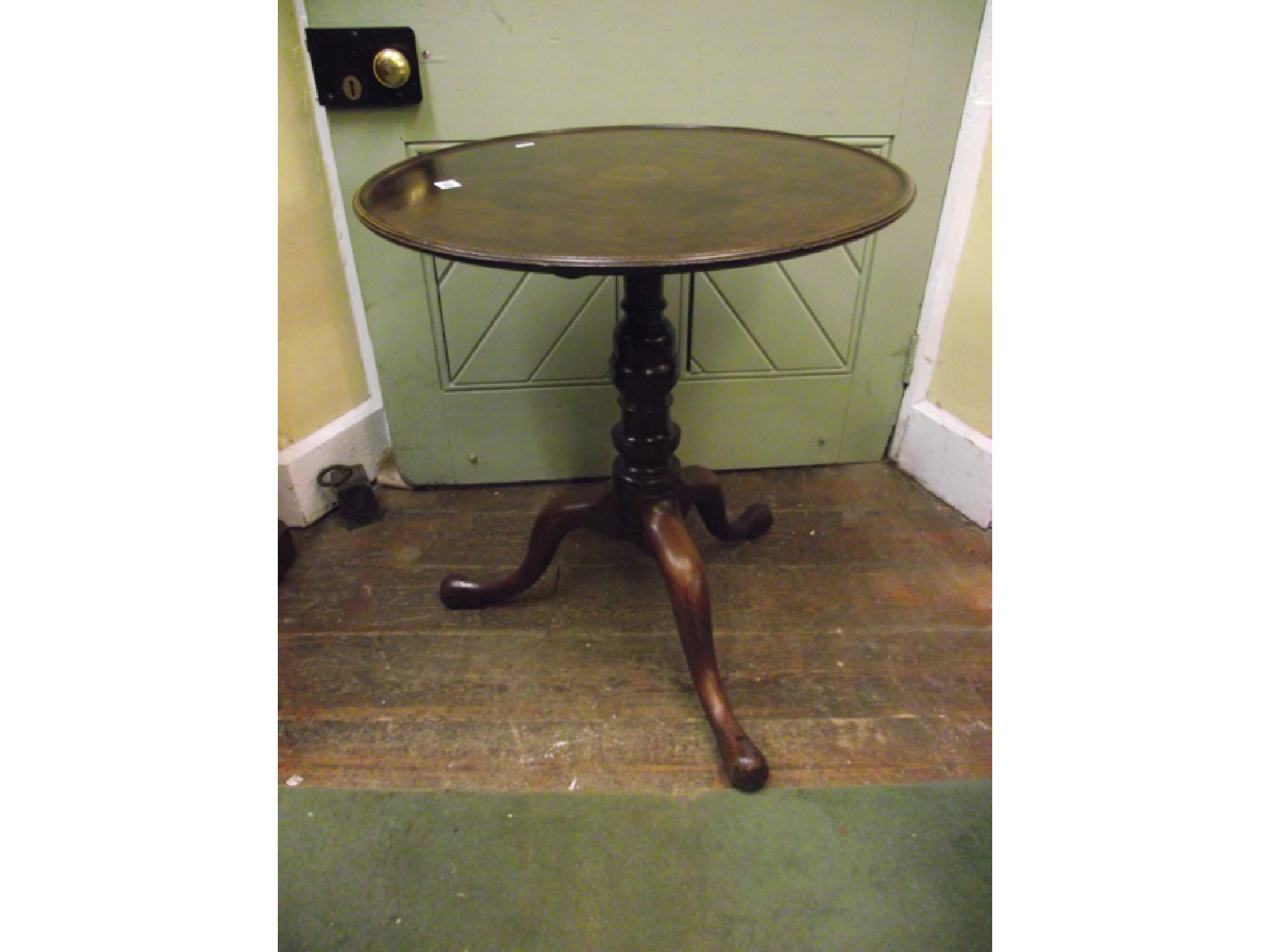 Appraisal: A Georgian dished tray top occasional table raised on a