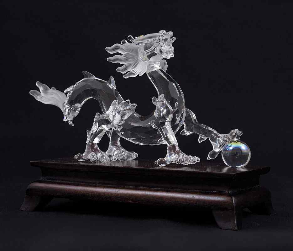 Appraisal: SWAROVSKI CRYSTAL FIGURAL DRAGON G Stamey designer issued with iridescent