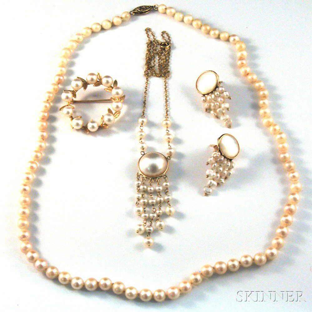 Appraisal: Small Group of Pearl Jewelry a pair of kt gold