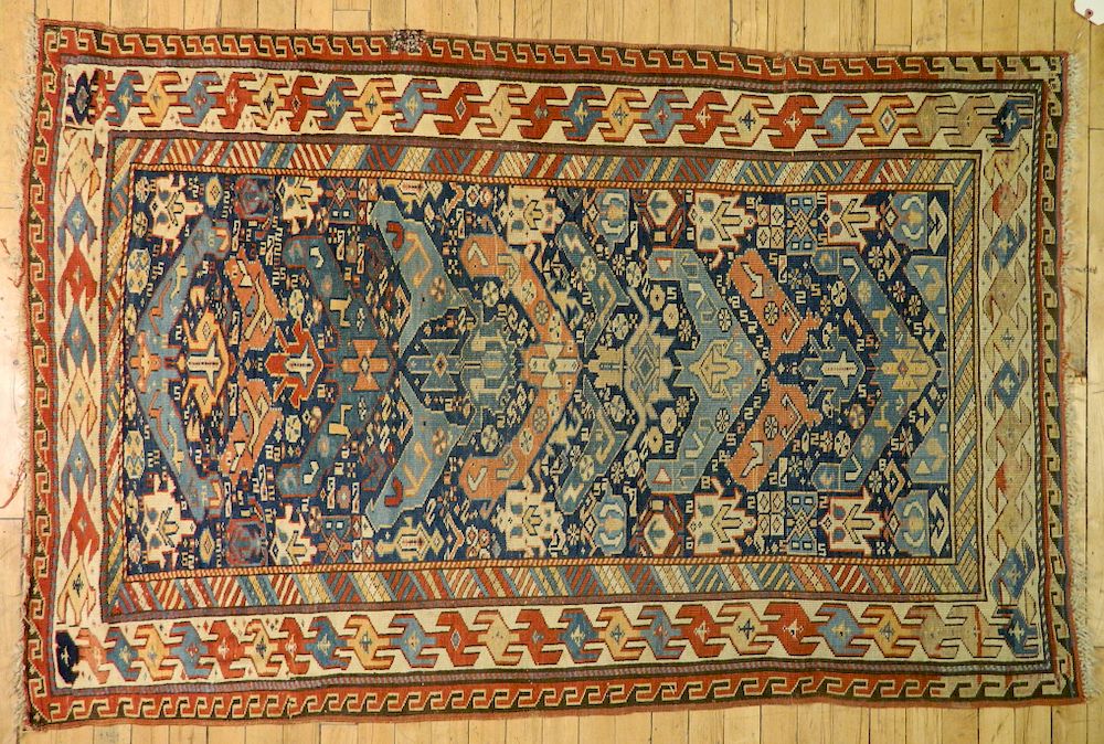 Appraisal: Oriental rug Oriental rug ' '' x ' ''